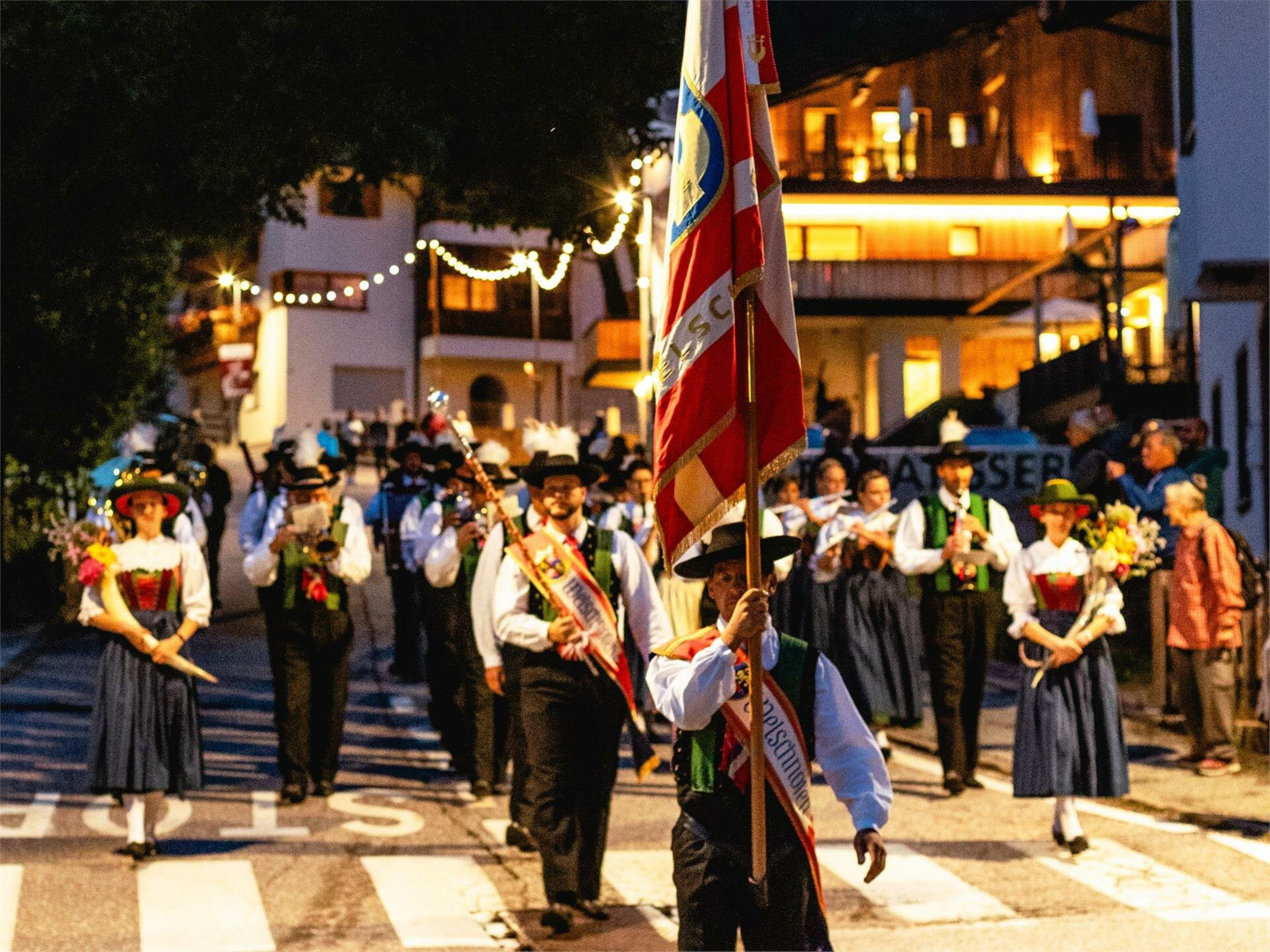 Einzug und 
Abendkonzert 
der Musikkapelle 
Welschnofen 