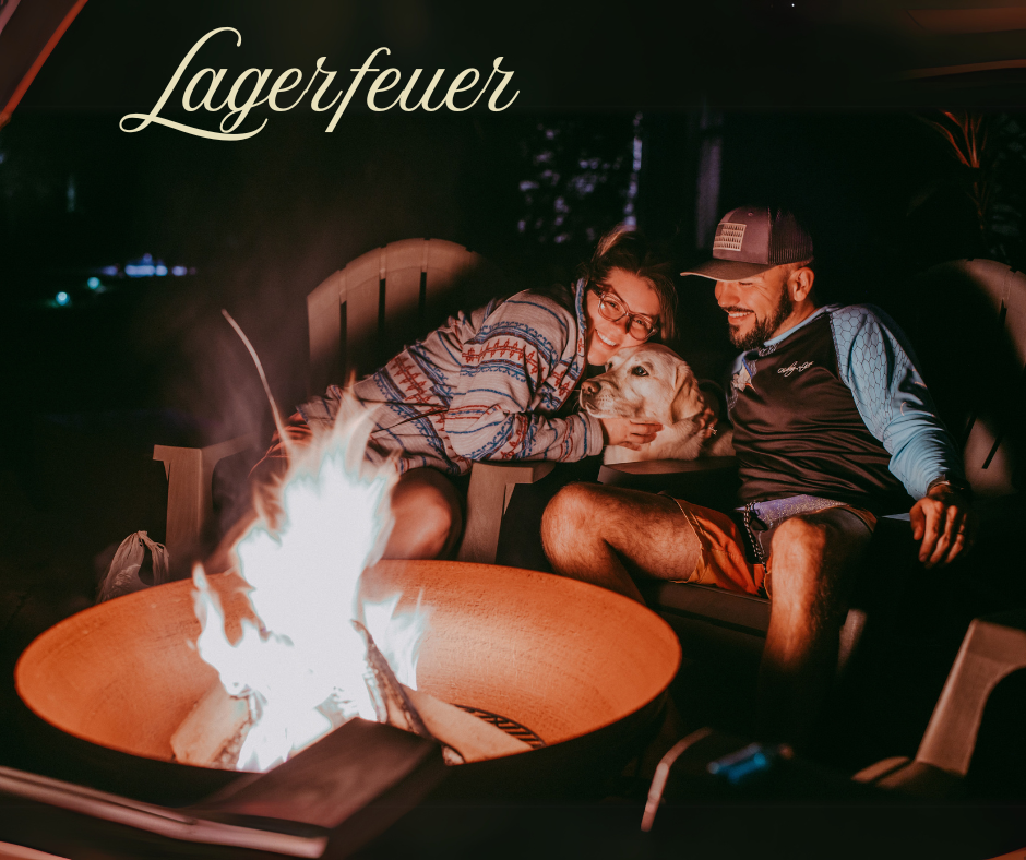 Lagerfeuer-Romantik: Gemütlicher Ausklang unter dem Sternenhimmel