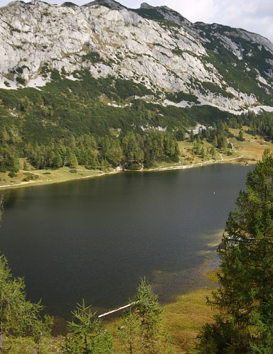 Summit hike to the Traweng 1.981m
