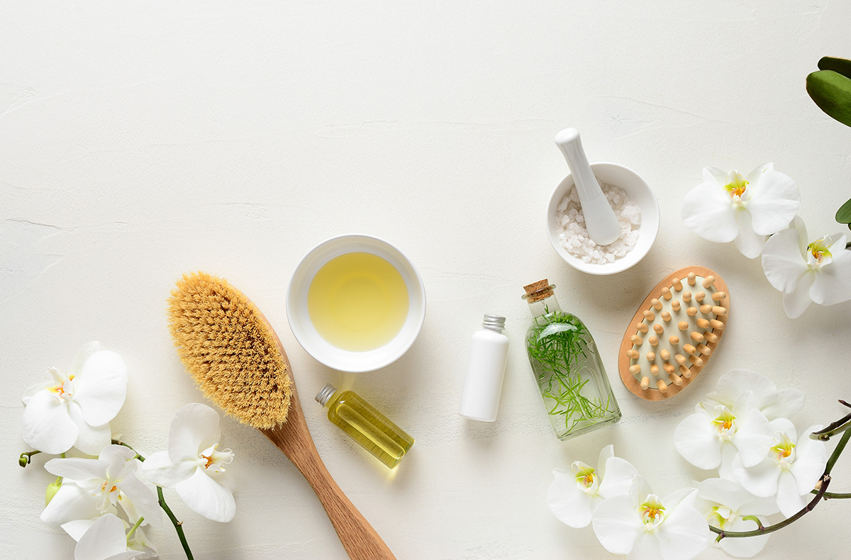 Brush massage with oiling