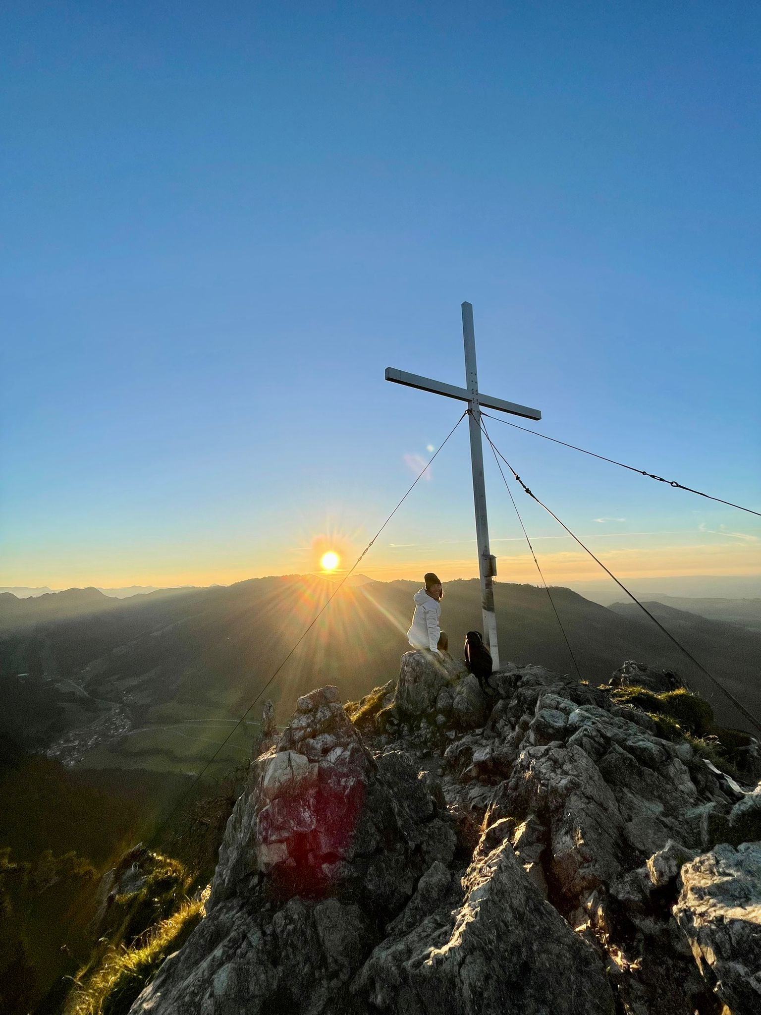 Experience sunrise in the Tannheimer Valley - Book an individual tour!
