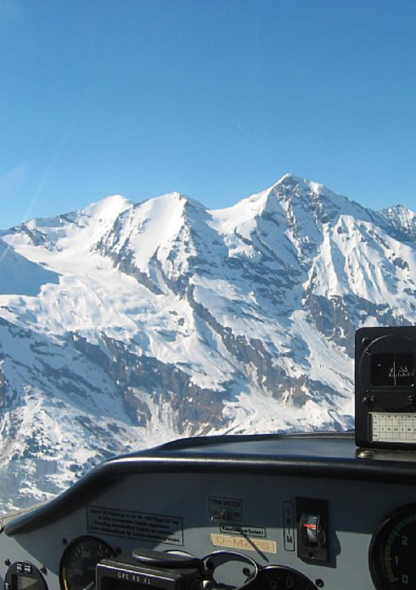 Flying high: a sightseeing flight over East Tyrol image