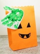 Craft pumpkin from paper bags