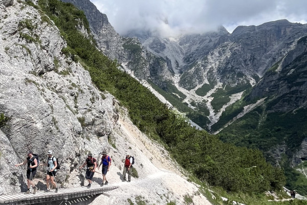 TUESDAY: ACTIVITY | Hiking: The Brenta Mountain Huts Trail 