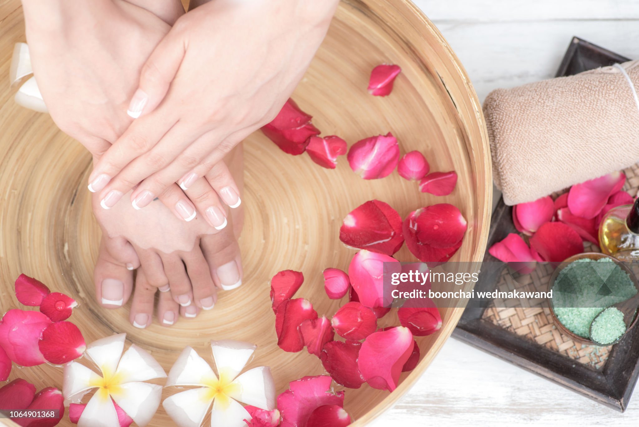 Manicure & Pedicure