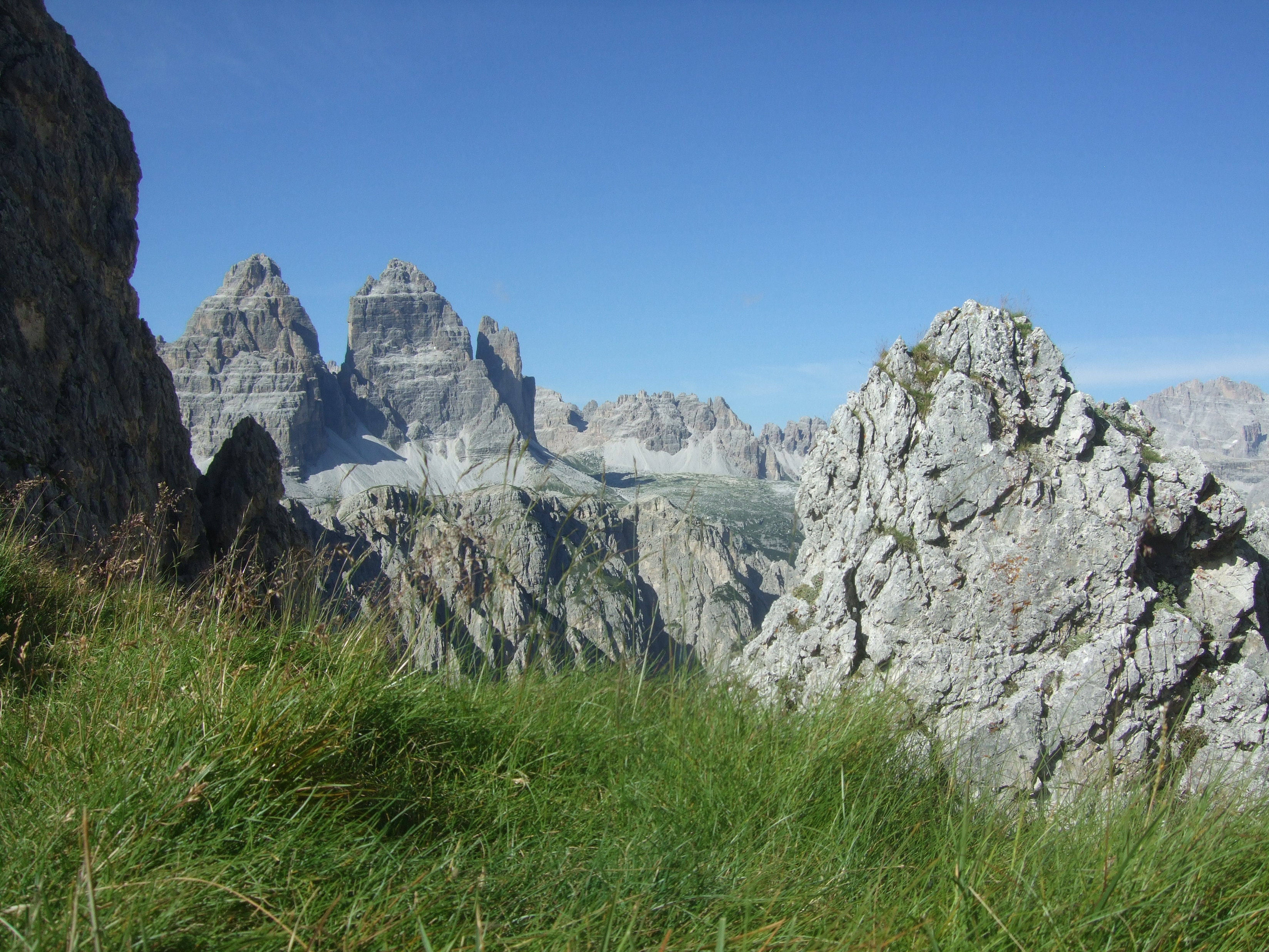 Friday: Dolomite views. Popena Valley – Misurina.