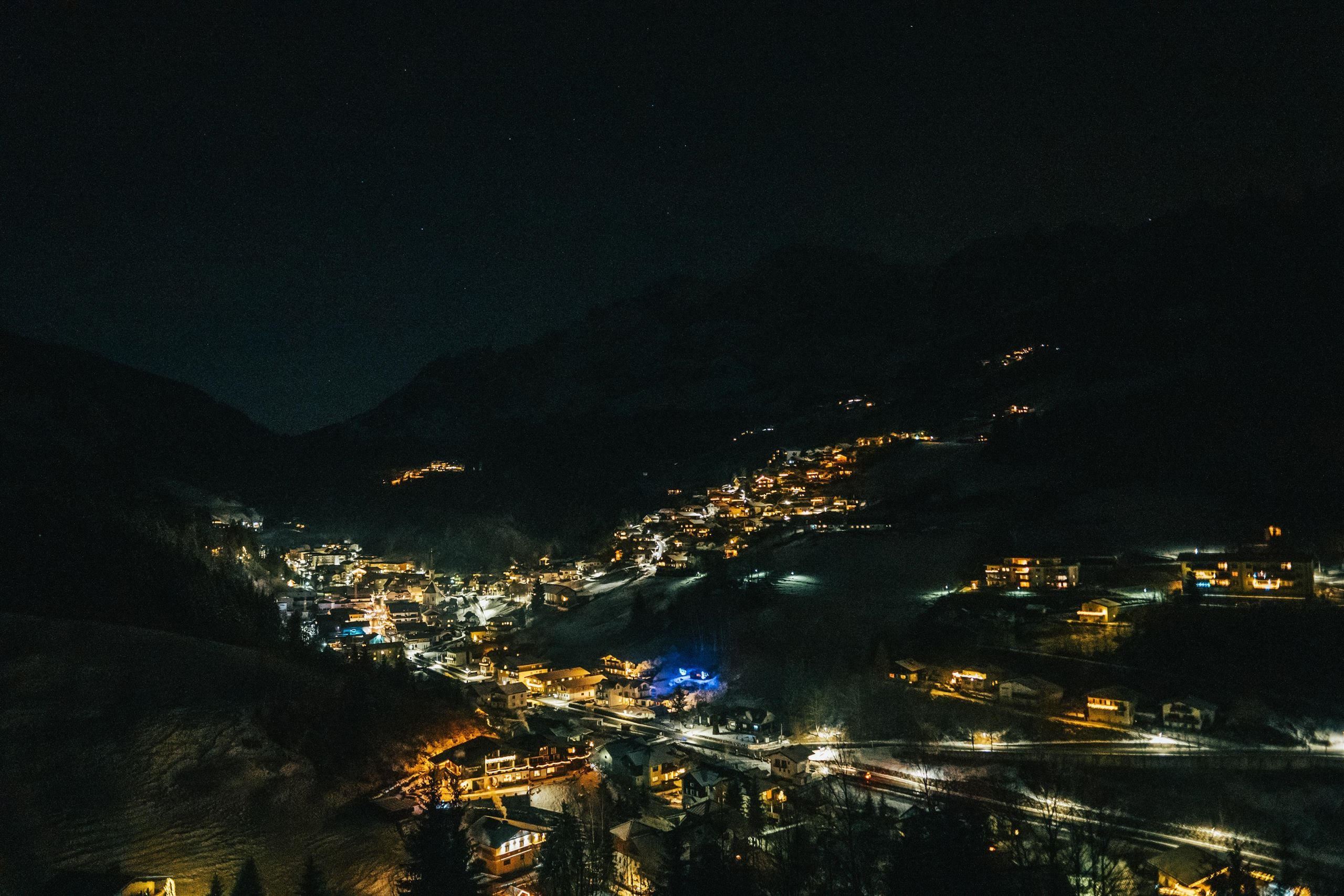 Thursday 18.12.25 - 18:00 "Heimatabend" village square Mühlnach am Hochkönig