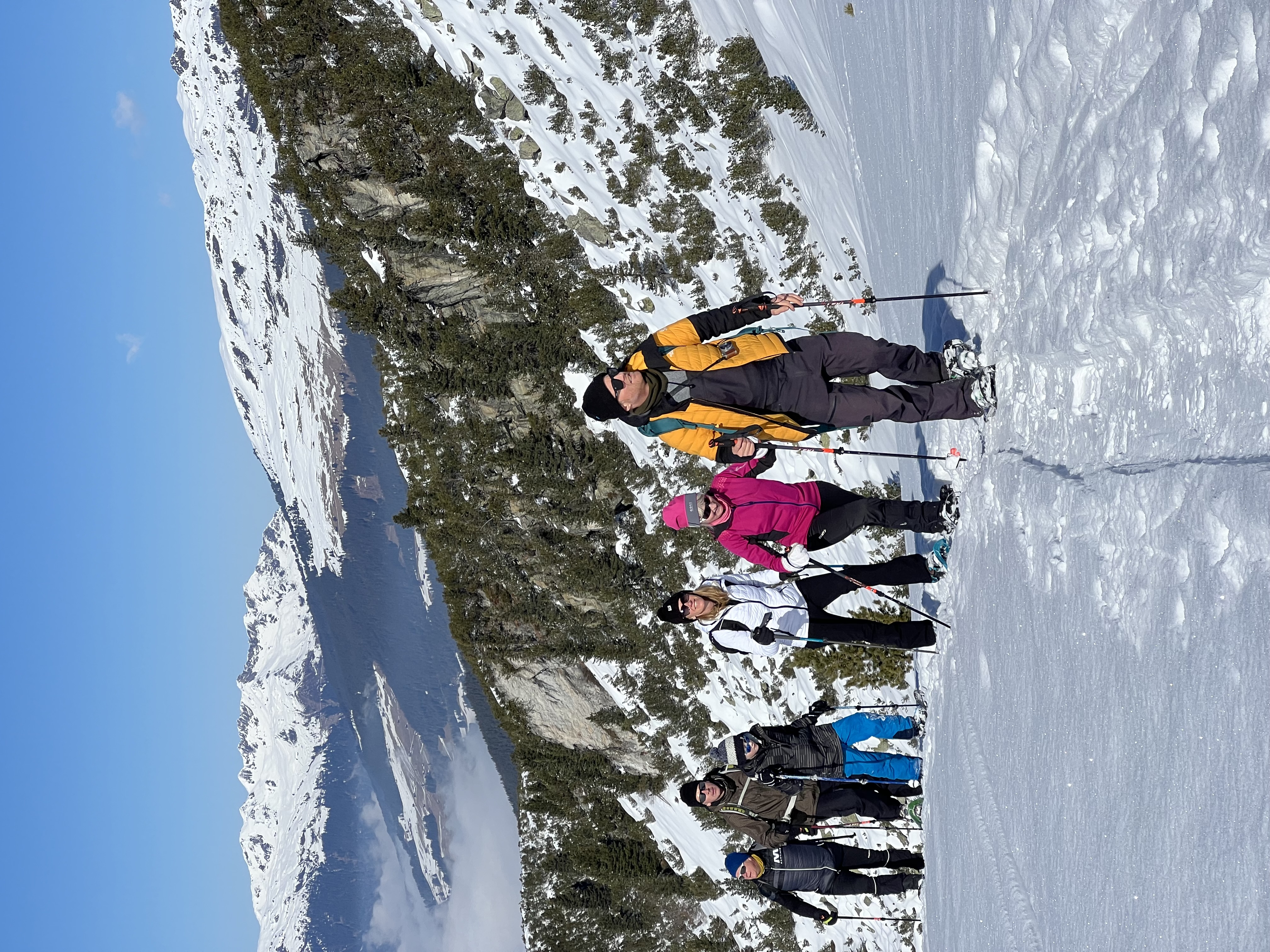 Snowshoe hike with Nili (possible costs for lift ticket)