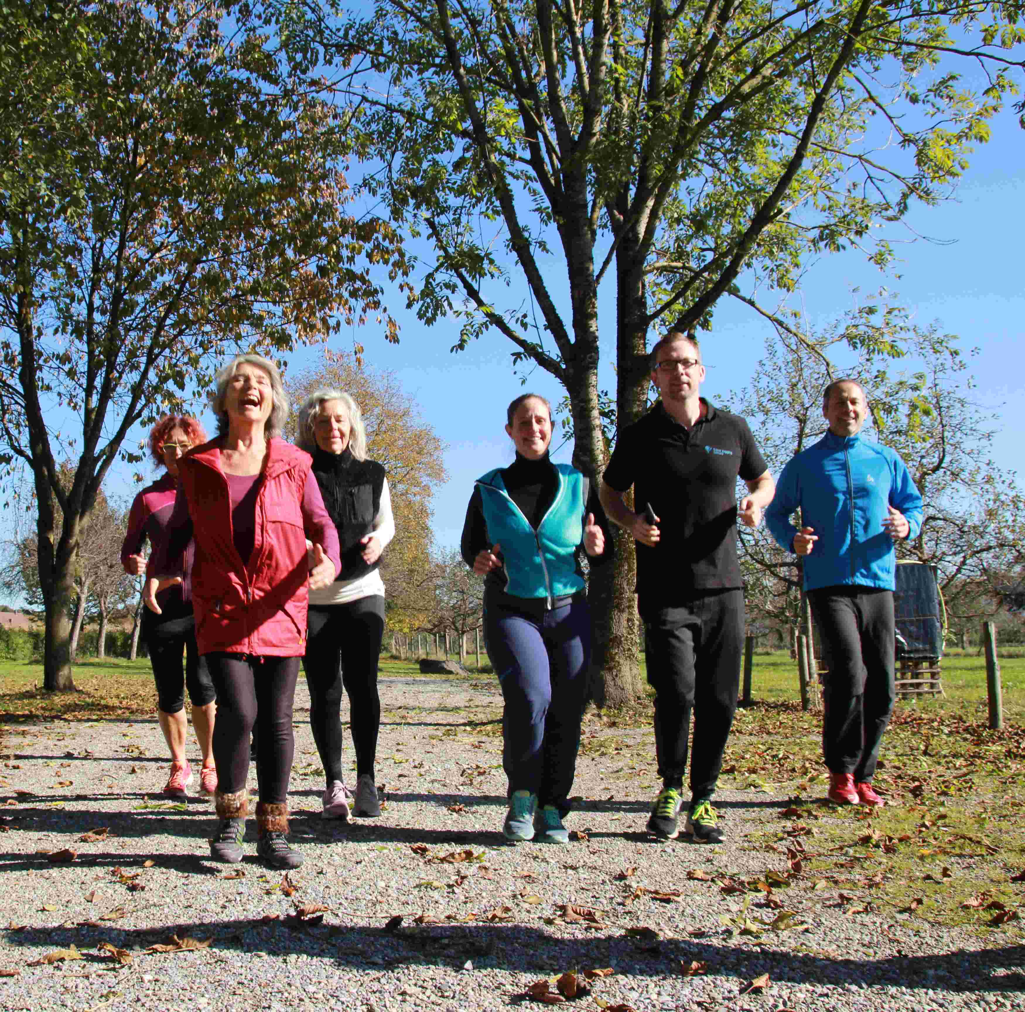 Slow Jogging & Faszien Walking - bei nassem Wetter innen!