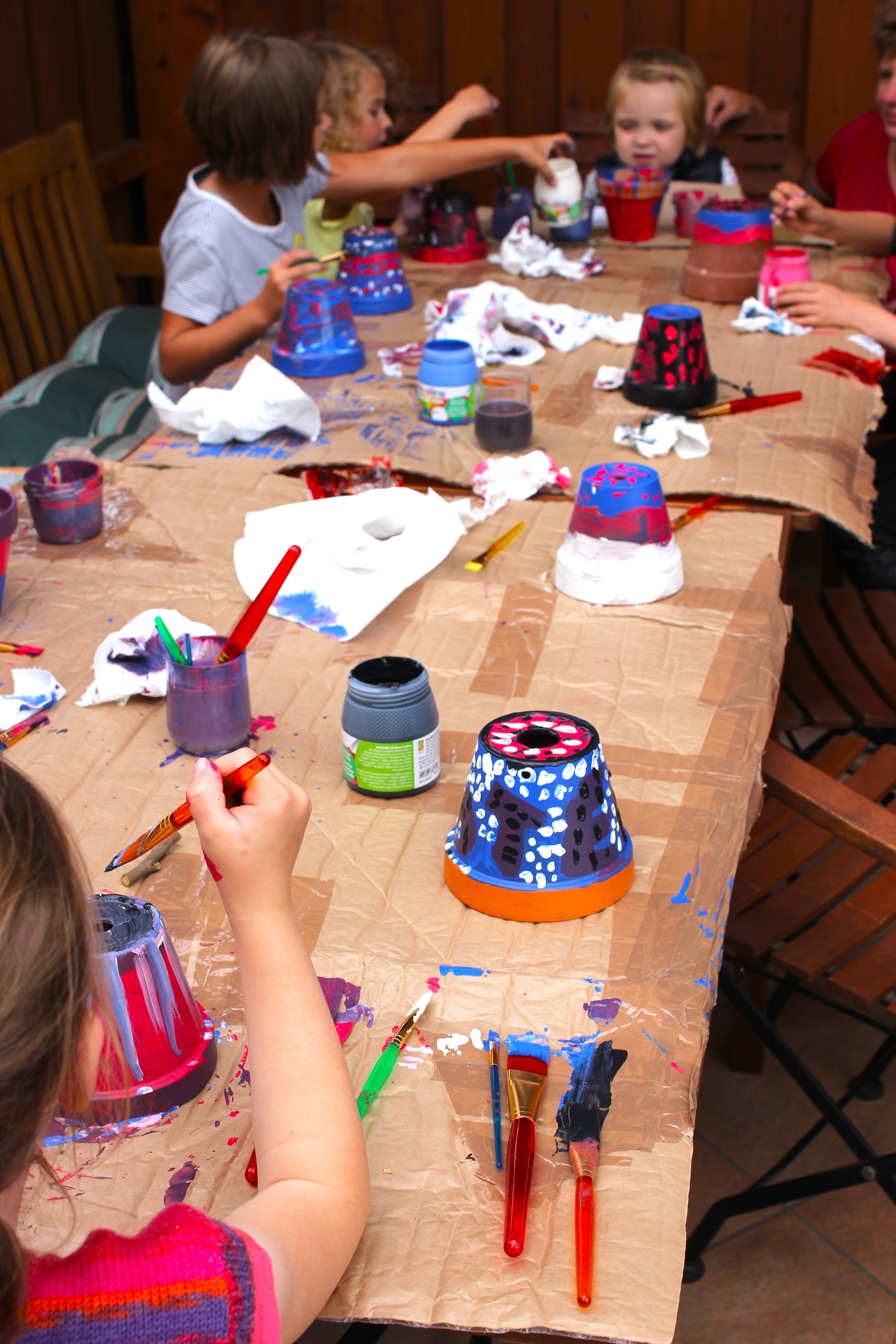 Painting flower pots