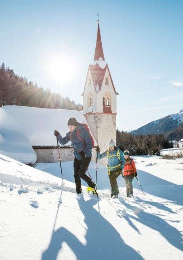 WINTERWANDERUNG
AUF DIE RODENECKER ALM