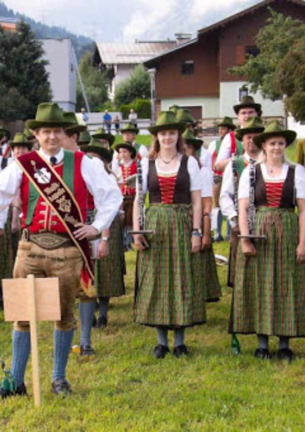 Square concert of the Trachtenmusikkapelle Hollersbach