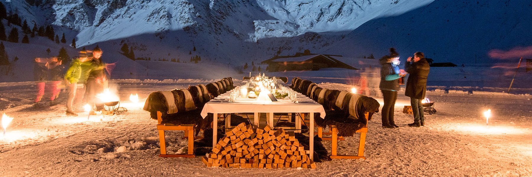Full moon dinner