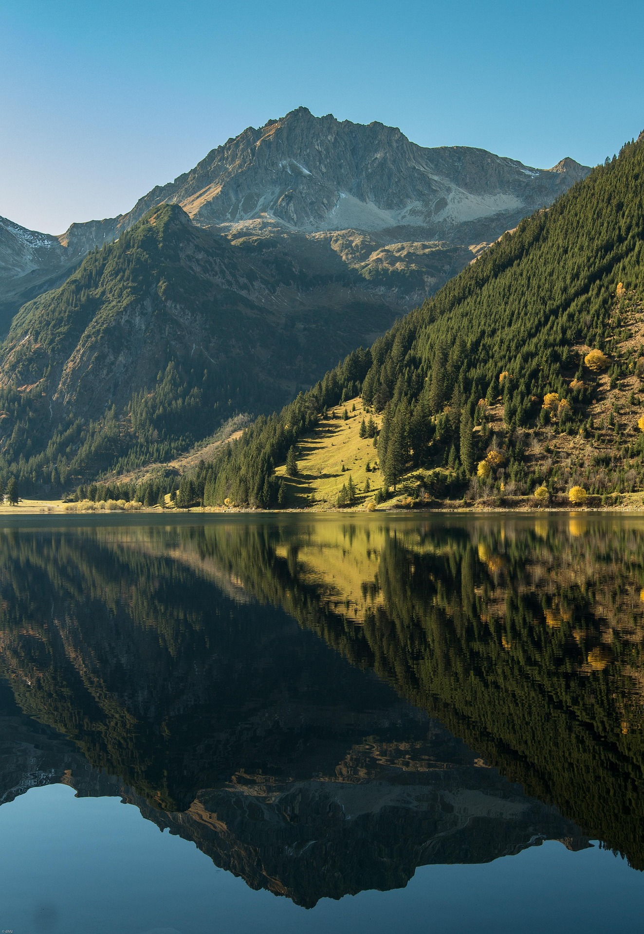 Naturerlebnis Vilsalpsee: Entspannung und Abenteuer in Tirol