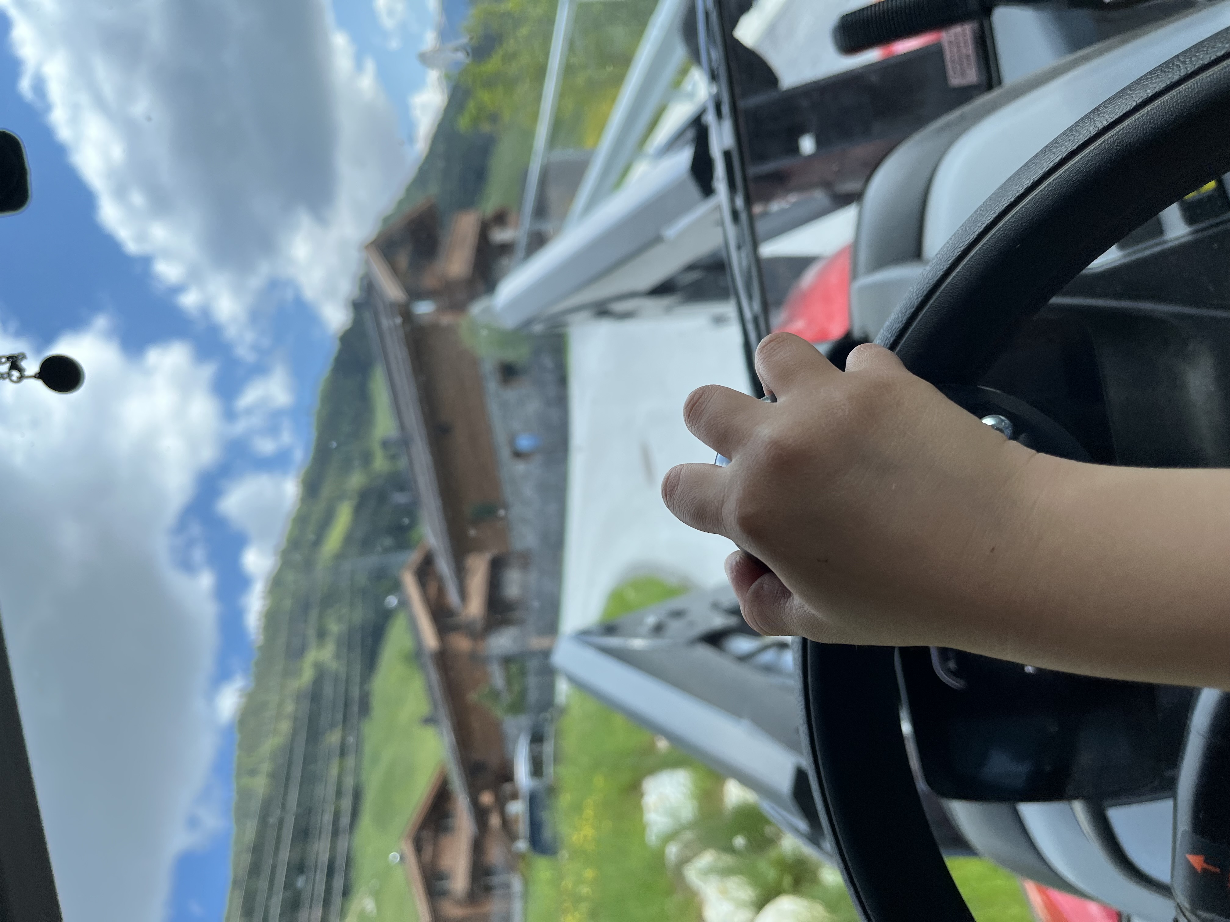 Tractor taster ride