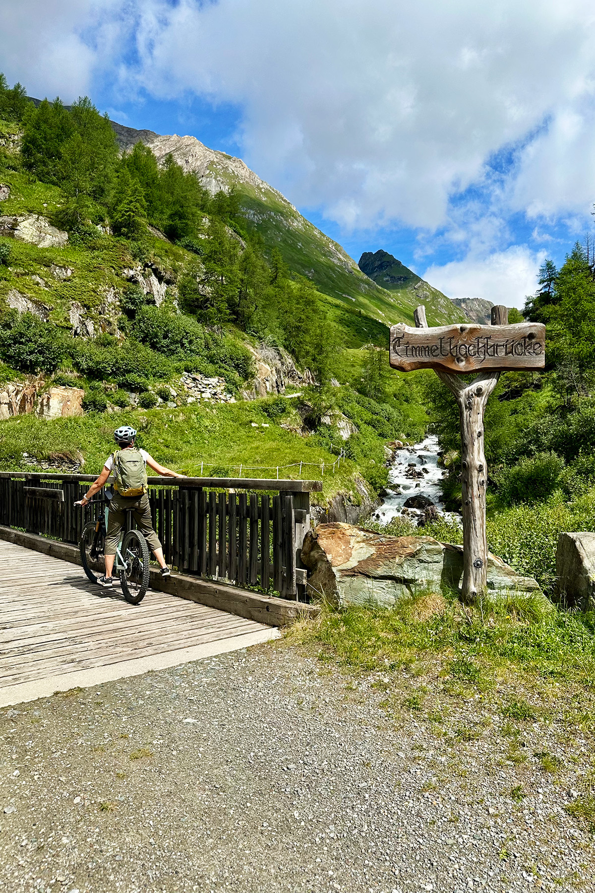MIT DEM E-MTB ins Timmeltal