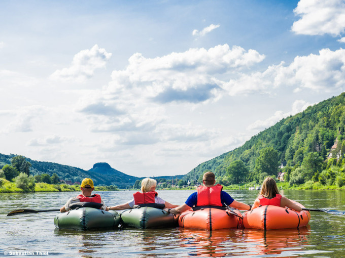 River and mountain hiking tour - on the road with a packraft
