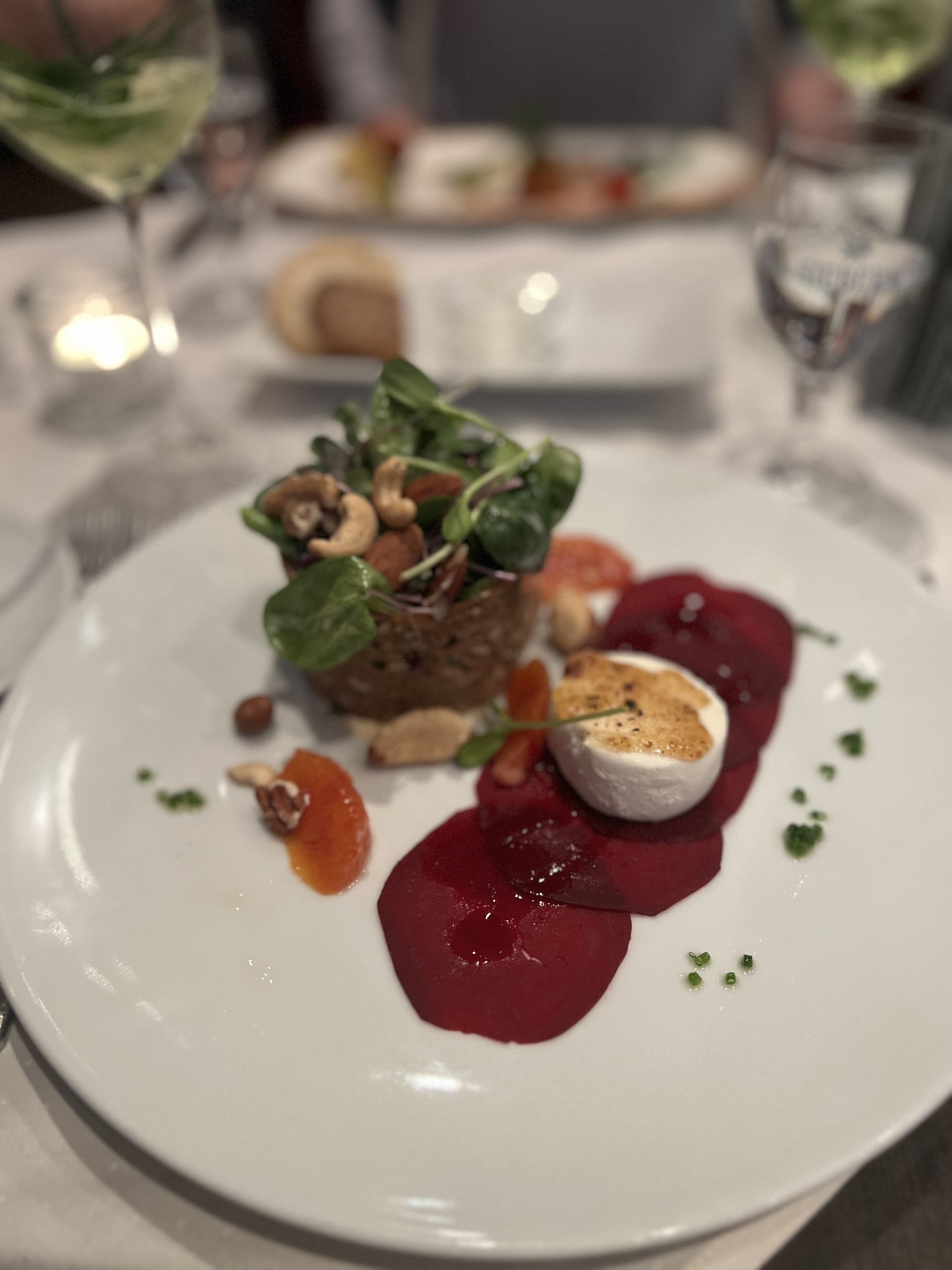 Tischreservierung im "Hotel Lipprandt"
