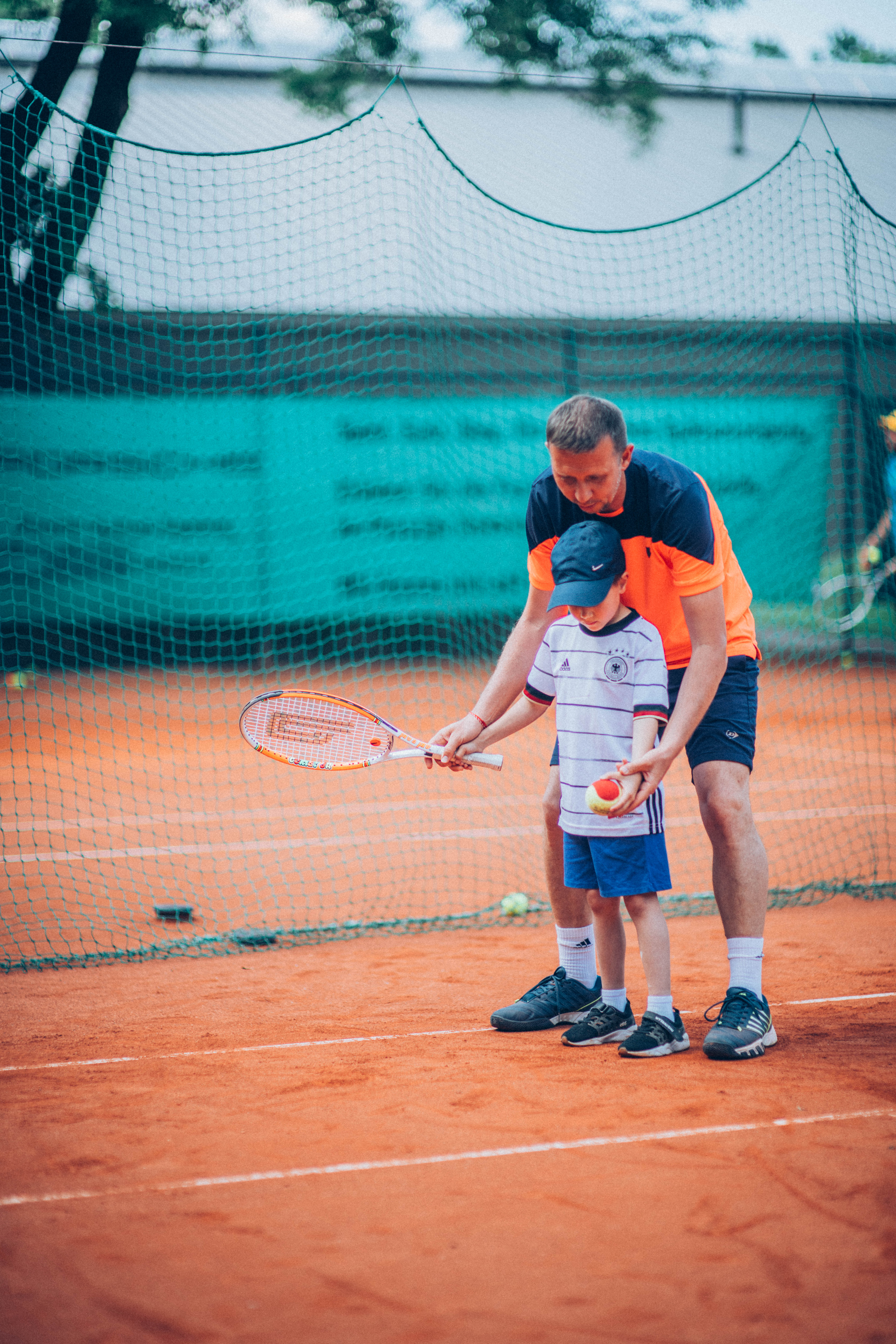 Tenniscamp mit Willi
für Kinder & Erwachsene 