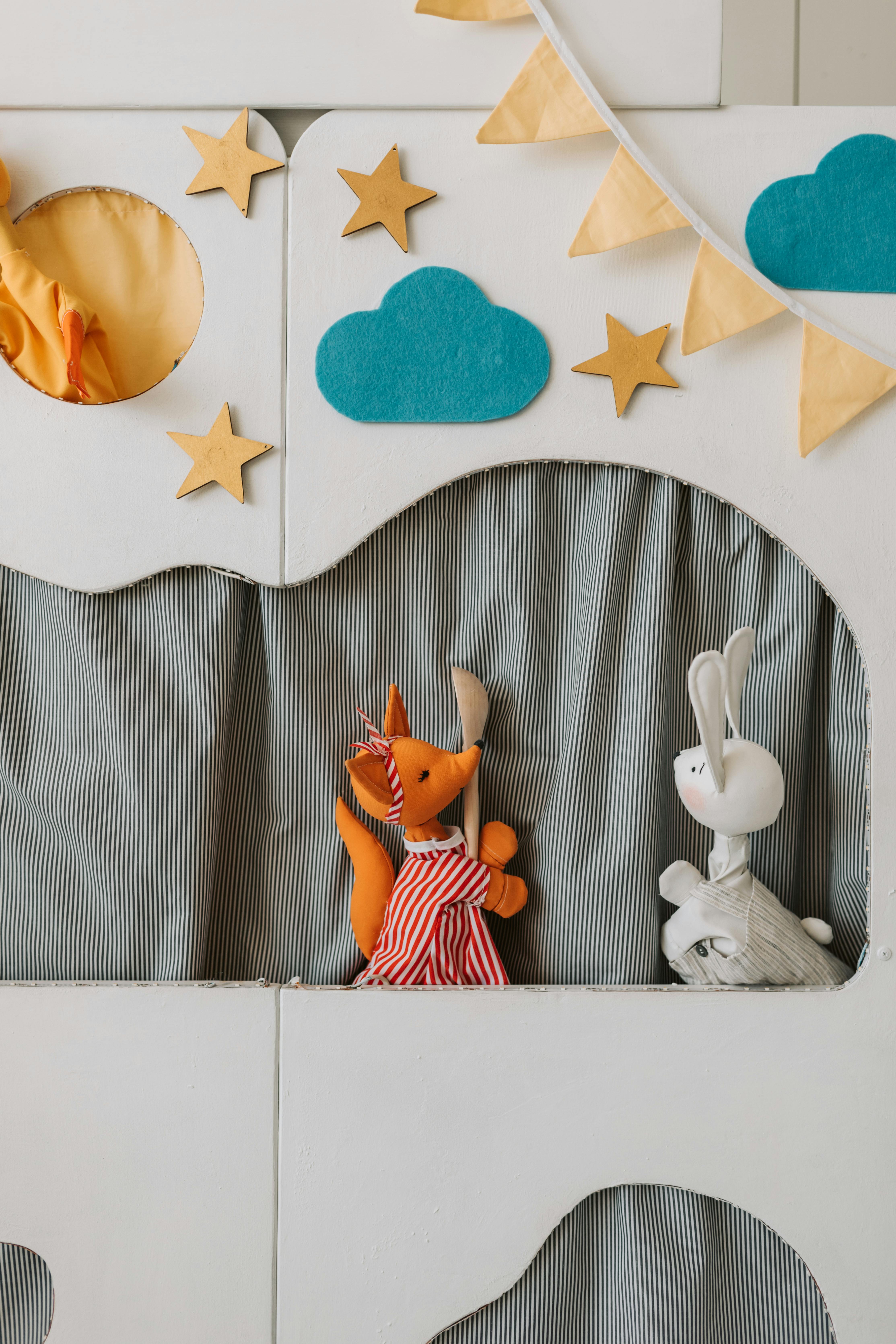 Fairytale hour with puppet show