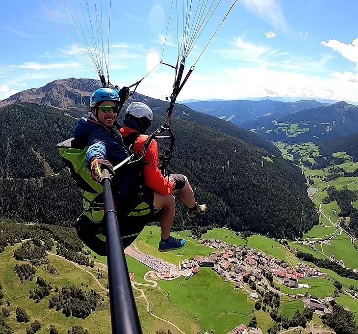 Free as a bird! Tandem flight with Martin