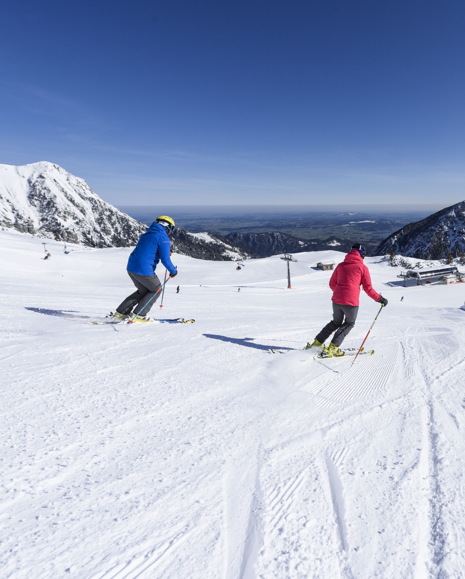 Skiing Tannheimer Tal & mountain railroad included.