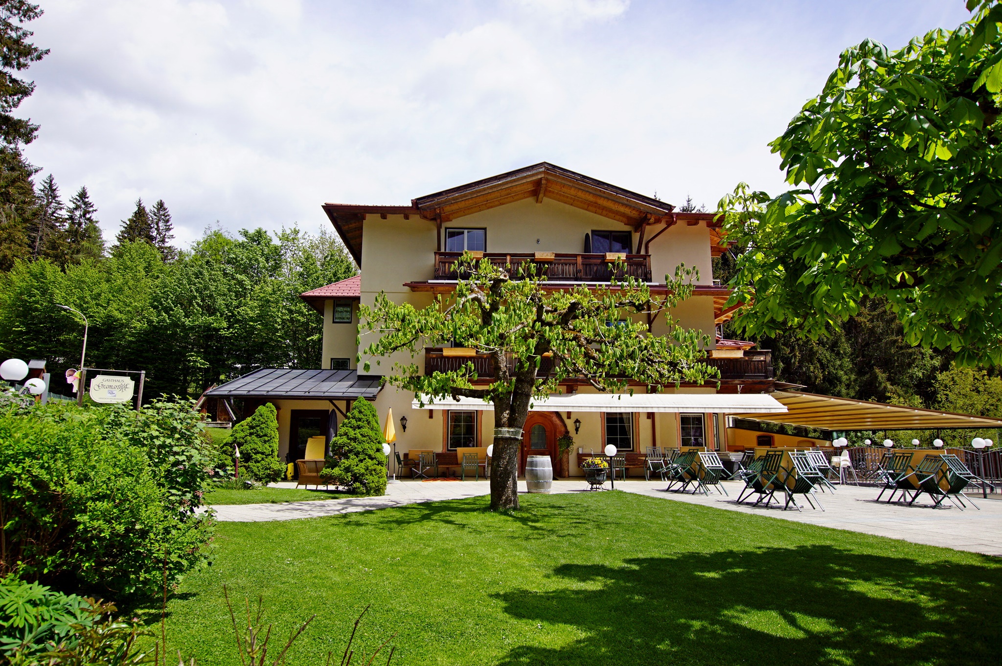 Restaurant
GRAMARTHOF - Wednesday to Sunday