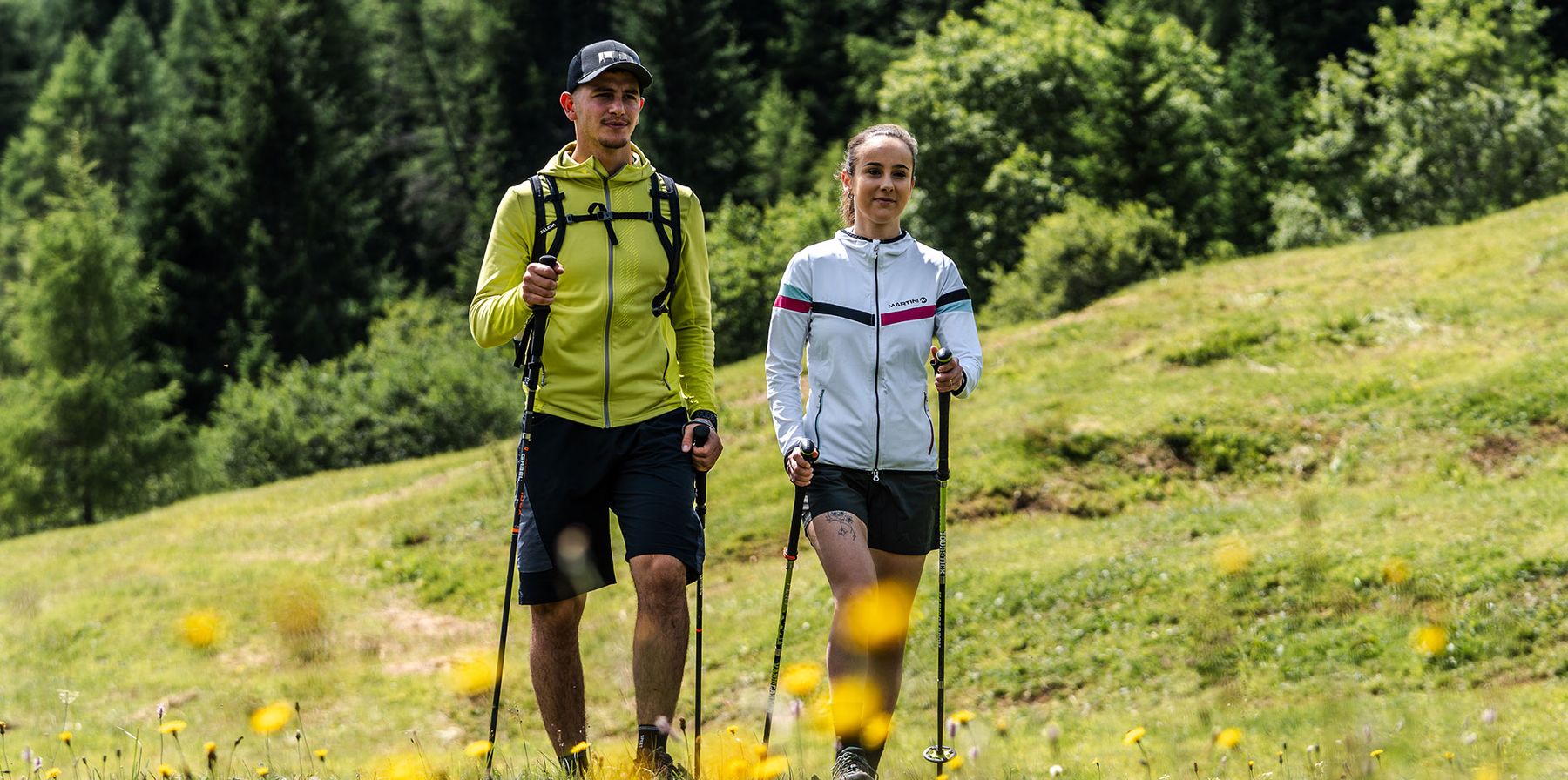 Hiking service: equipment included