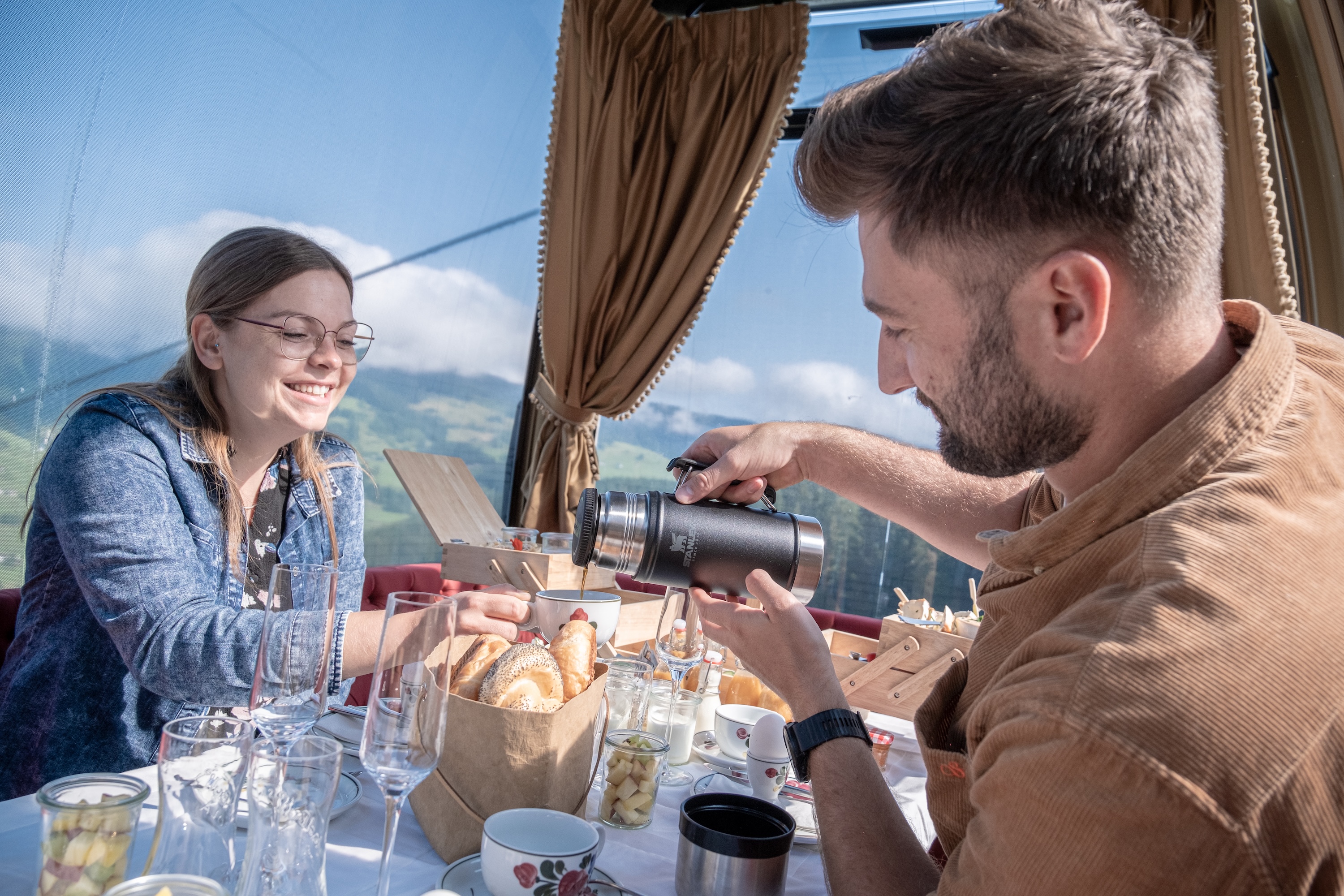 Fliegend frühstücken in Wagrain –
Gondelfrühstück mit Panorama
