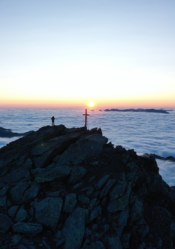 Sonnenaufgangswanderung auf den Rastkogel mit Josef