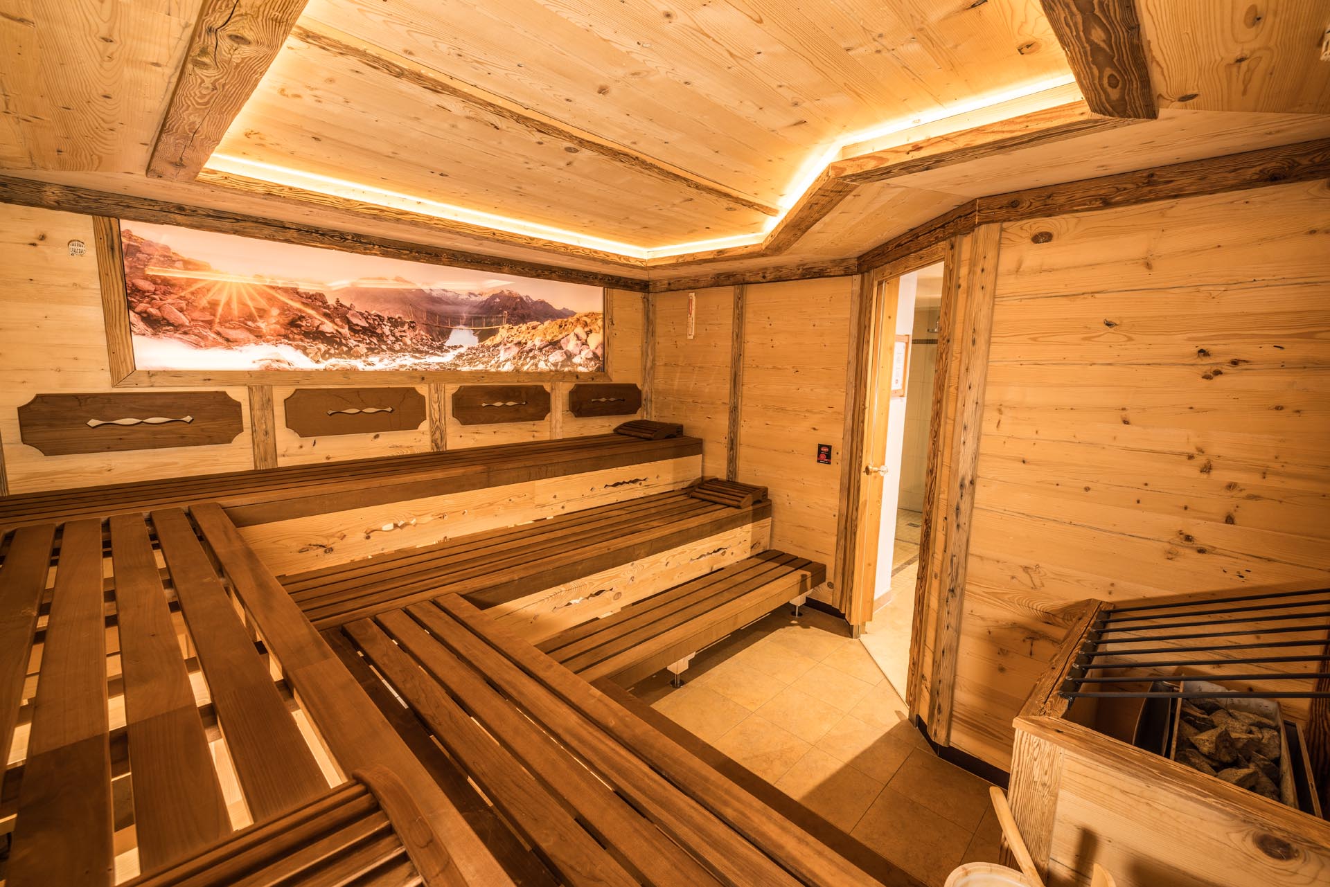 Family sauna experience: relax together