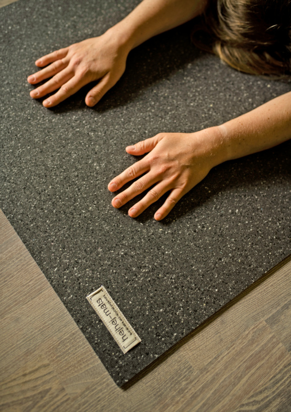 Aktives Erwachen mit Stephi im yoga.raum