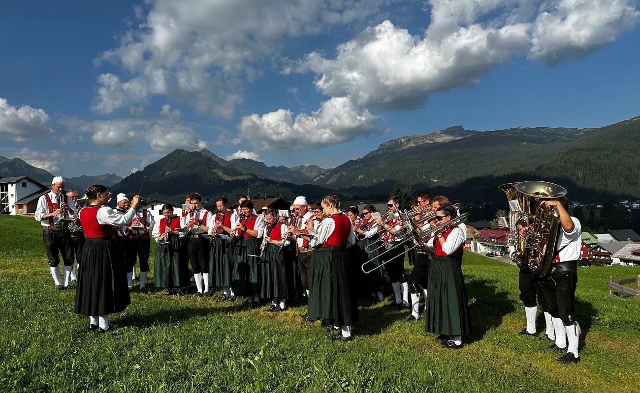 210. Geburtstag der Trachtenkapelle Riezlern