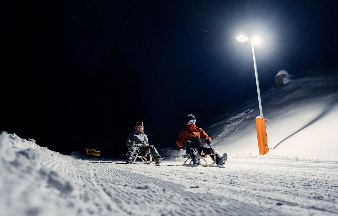 Tobogganing under the Kirchberg starry sky | Night tobogganing on the Gaisberg