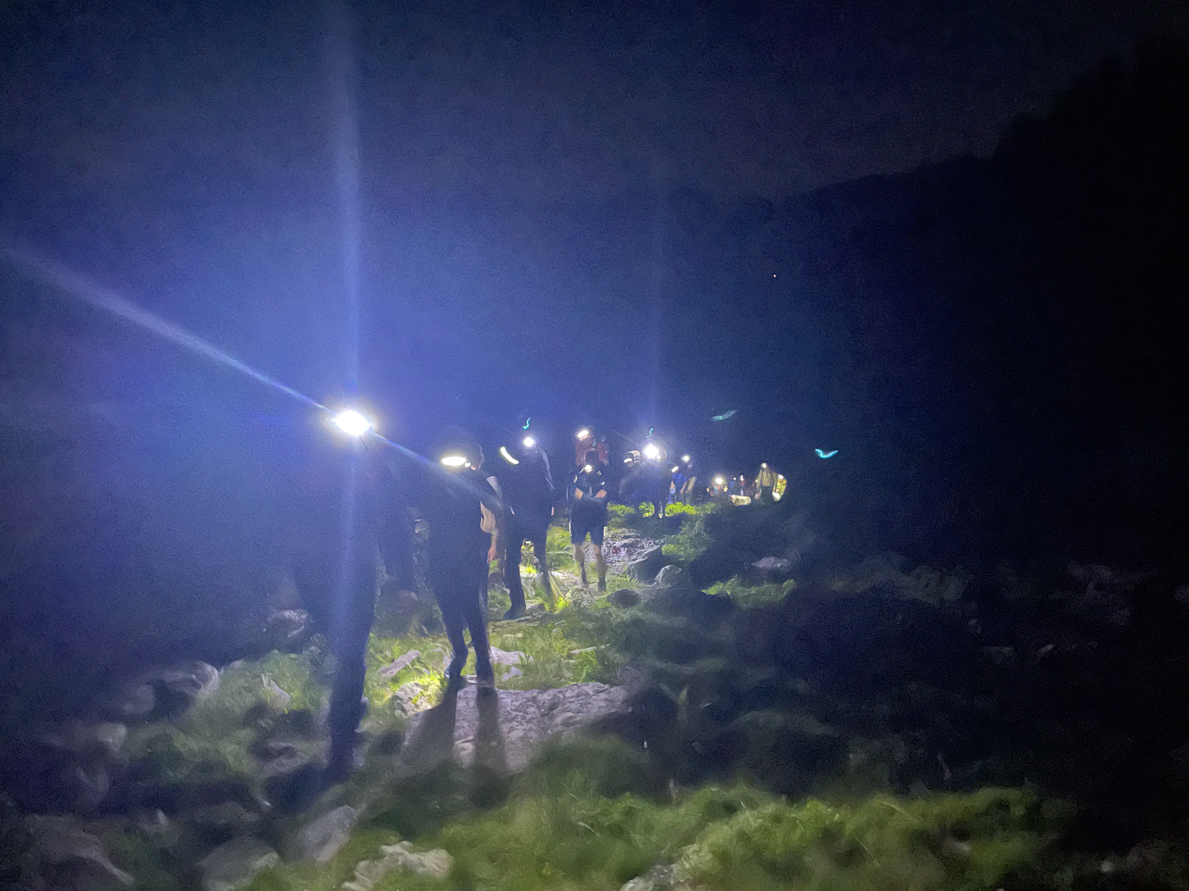 Sunrise tour to the Hippoldspitze with alpine breakfast