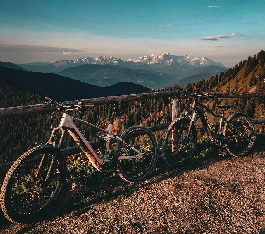 Hire high-quality e-bikes