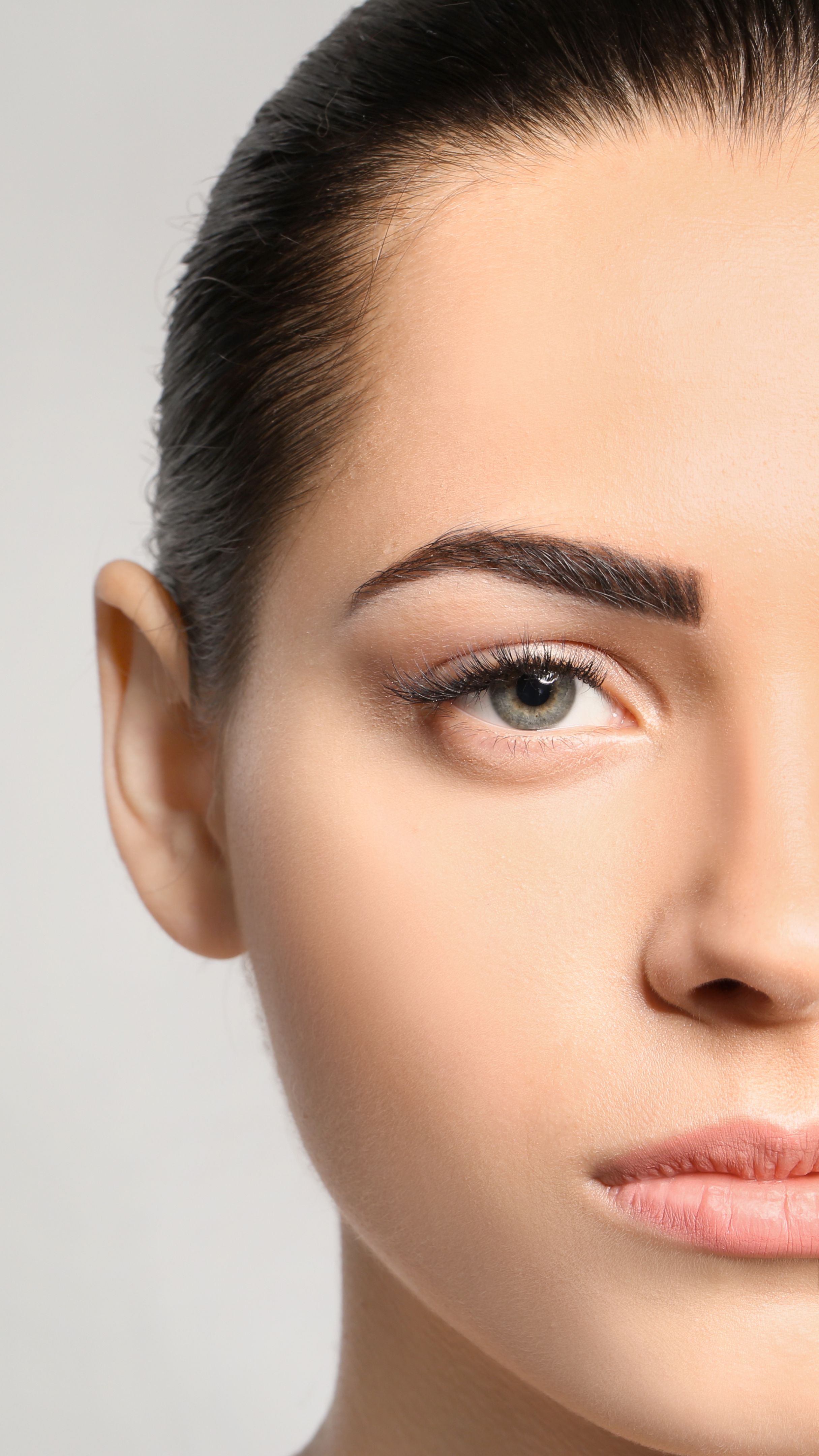 Eyelashes & eyebrows