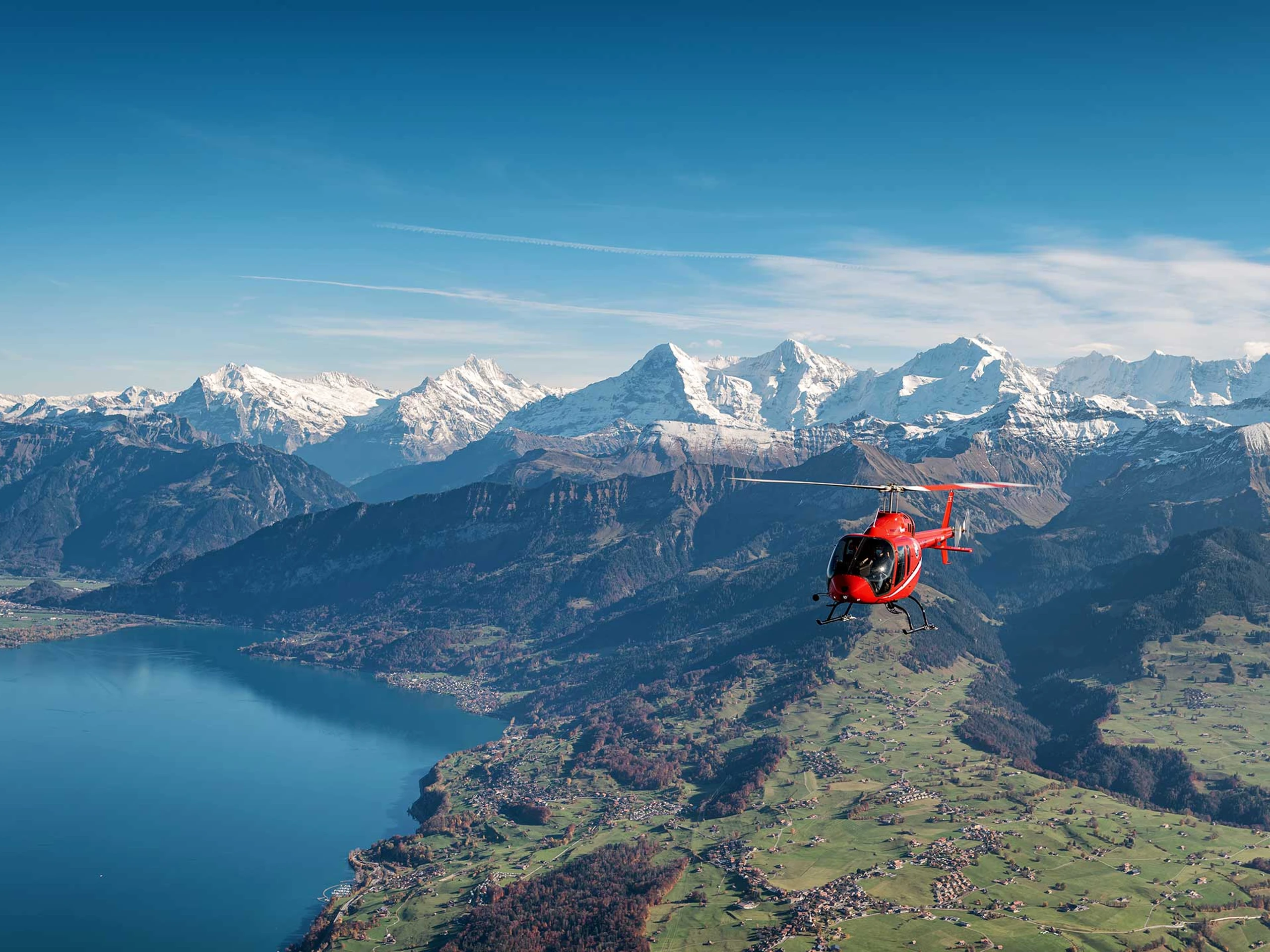 Stockhorn 360° Adventure - helicopter and cable car tour