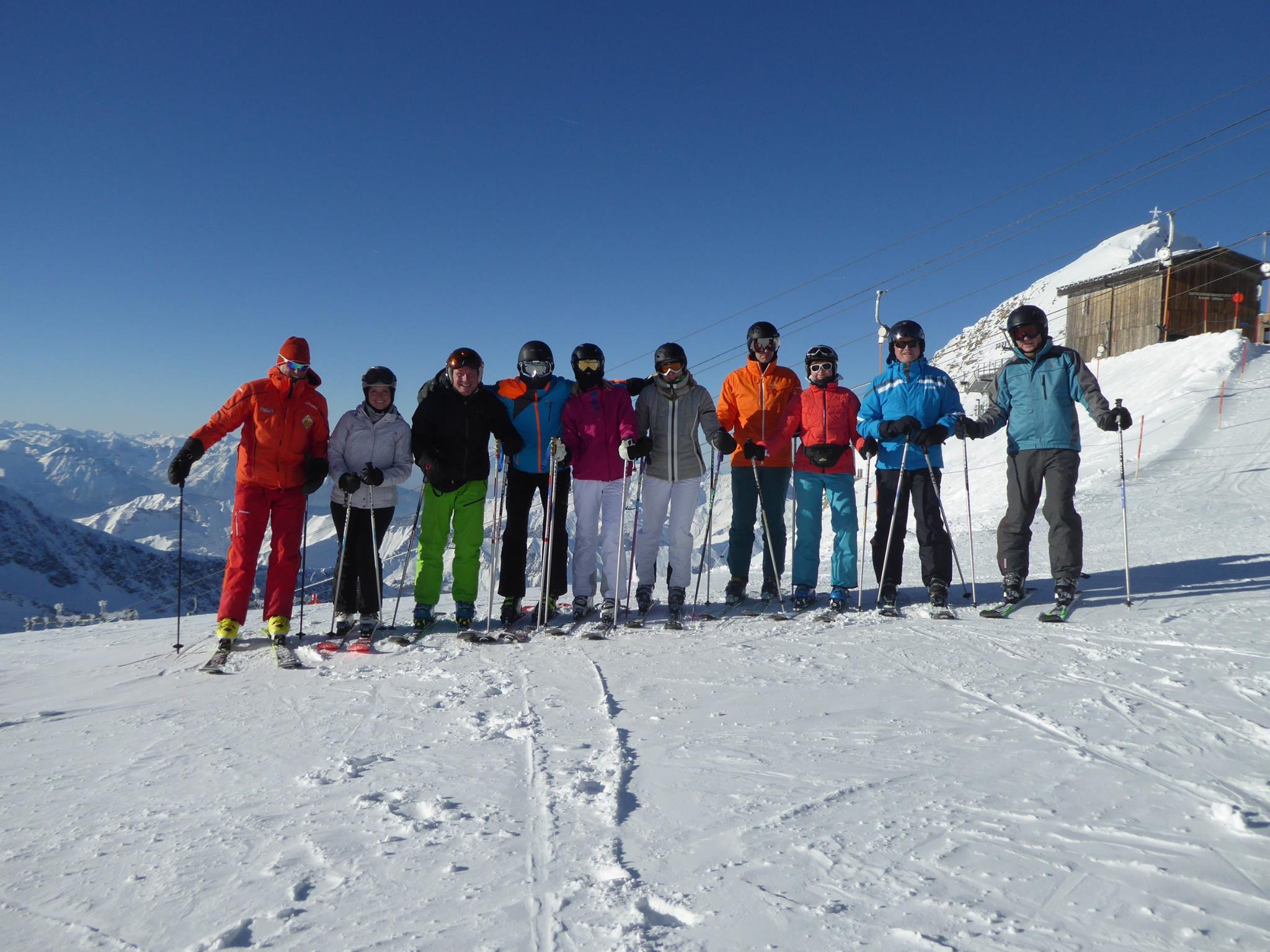 Ski guiding adventure in the Zillertal 3000 ski area
