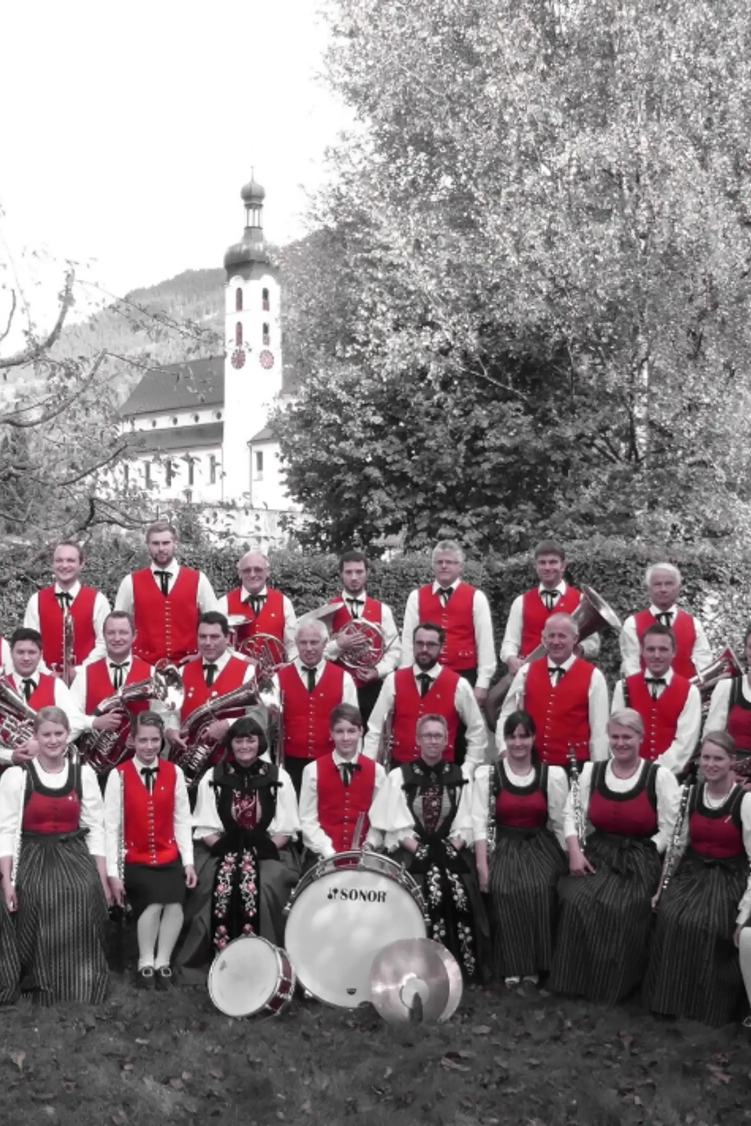 Platzkonzert mit der Harmoniemusik Tschagguns