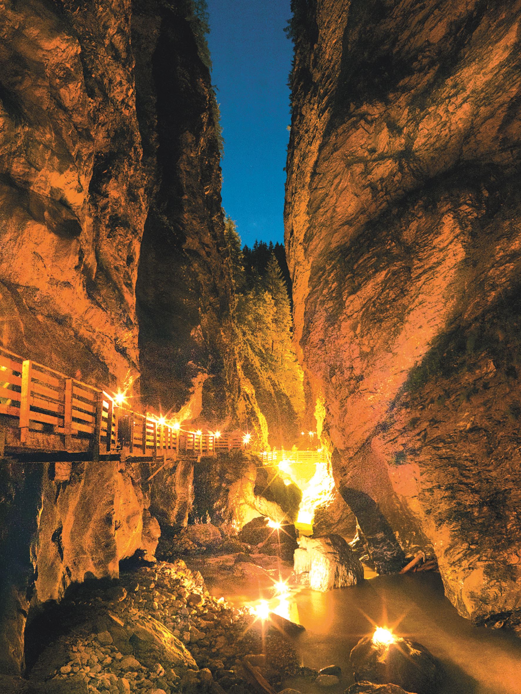 Gorge cloud | 150 years Liechtenstein Gorge
