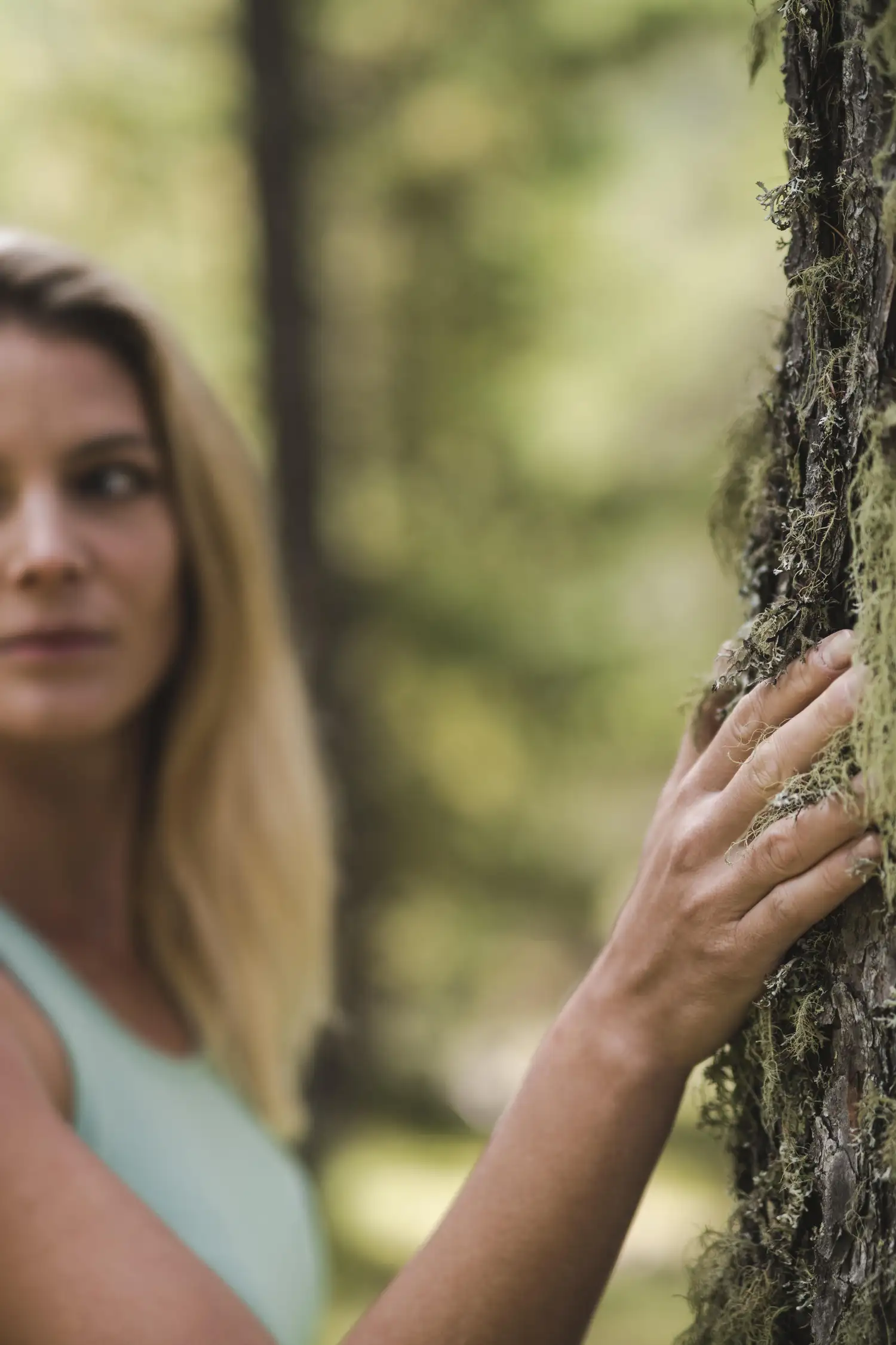 Mindfulness hike with host Teresa - experience the 5 elements