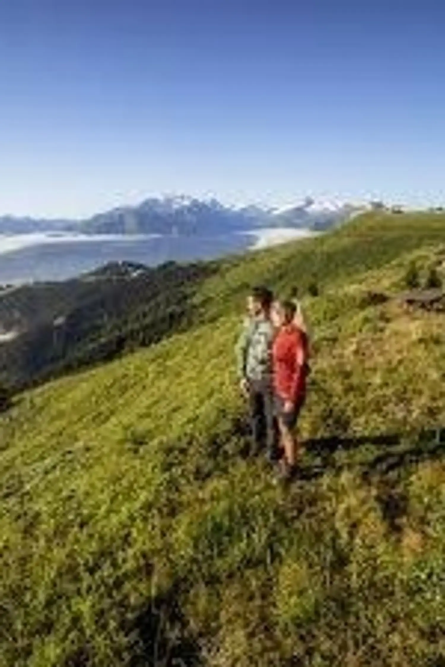 Hike along the Schmittenhöhe high-altitude promenade