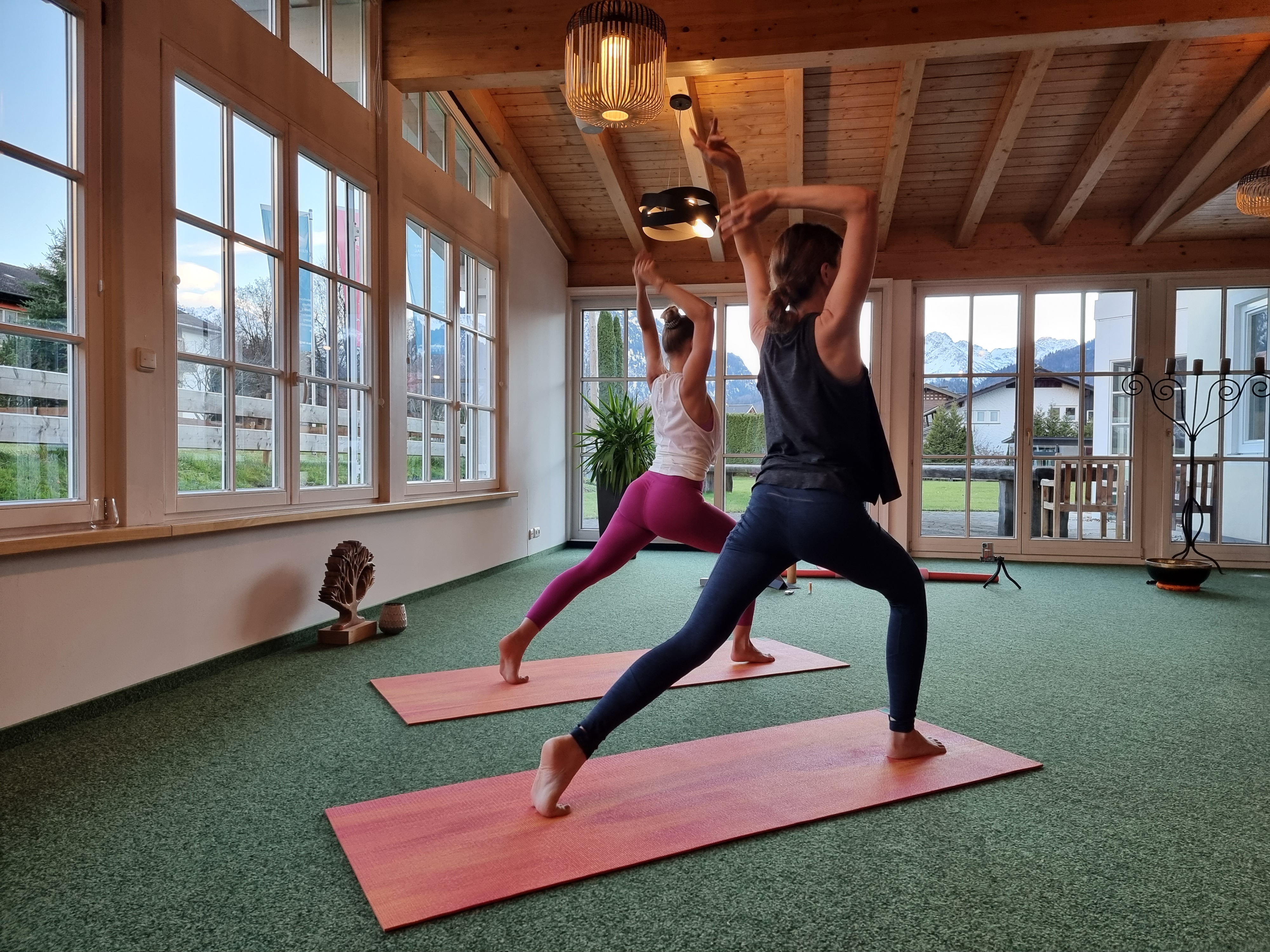 Yoga morning routine with Sabine